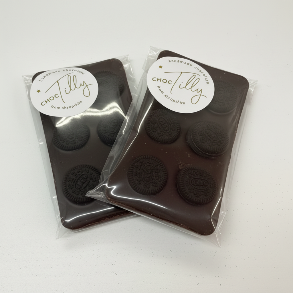 Dark Cookies & Cream Chocolate Bar